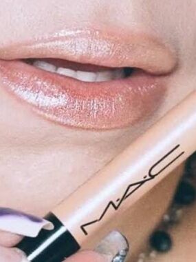 ⚡️🍹MAC Cosmetics Dazzle Lip Crayon Moon Rocket